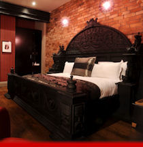 Liverpool Playhouse Hotels