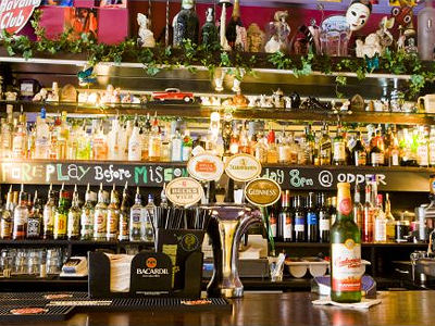 Odder Bar, Manchester